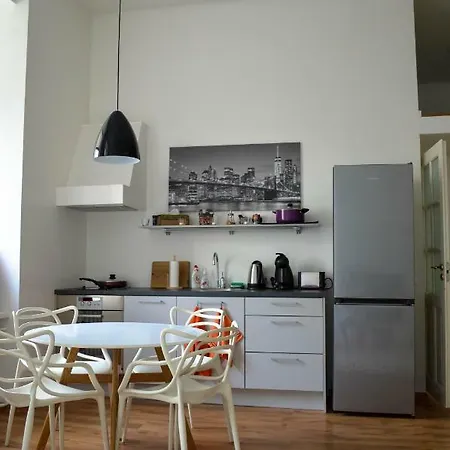 Centre Kreutzwaldi Apartment, Free Parking Tallinn