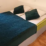 Centre Kreutzwaldi Apartment, Free Parking Apartment