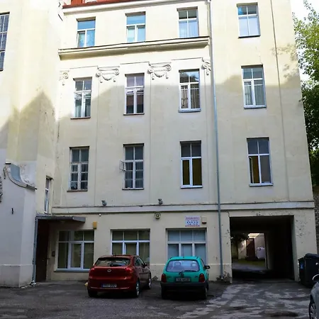 아파트 Centre Kreutzwaldi Apartment, Free Parking 탈린